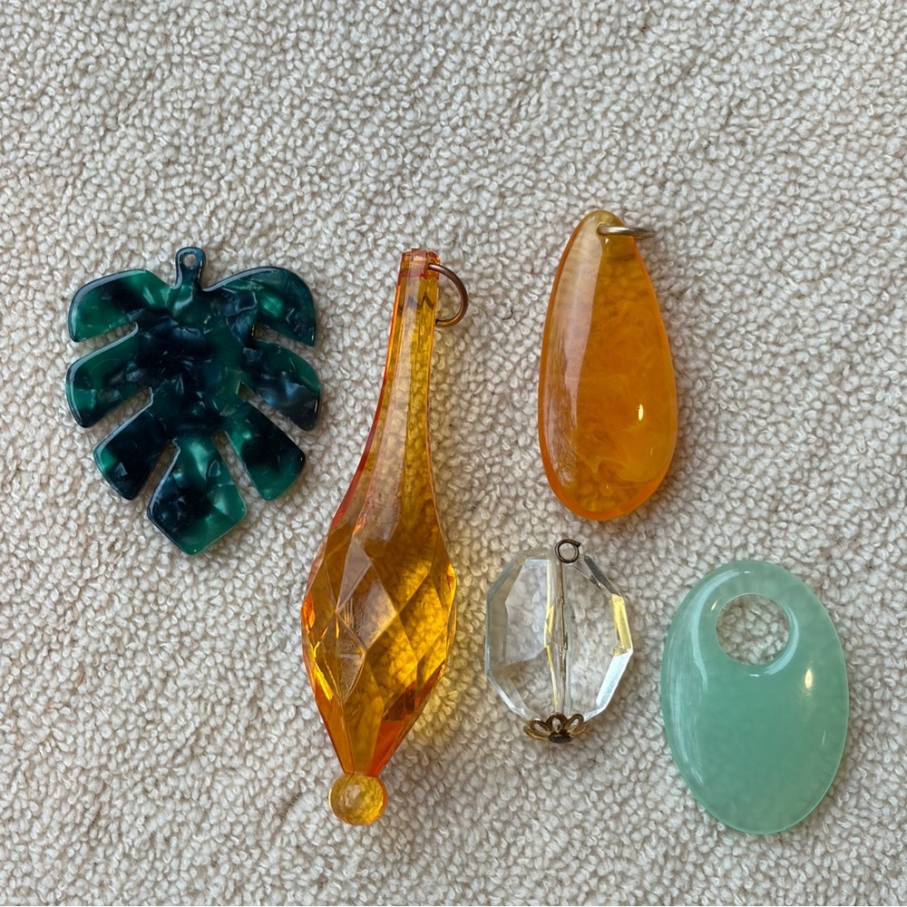 Colorful Assorted Pendant Bundle - Picture 3 of 5